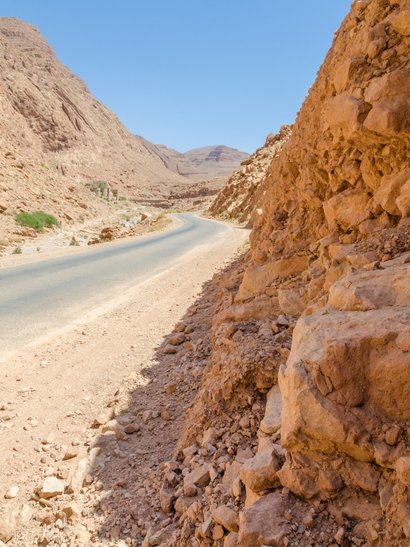 toubkal carretera desierto